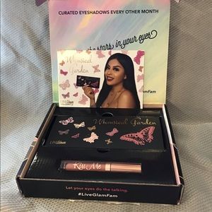 LiveGlam Palette and Lippie Bundle #20-01
